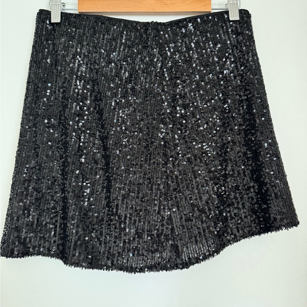 SHOW ME YOUR MUMU | All Night Skort in black sequin. Size Medium